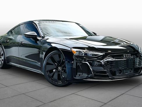 Used 2024 Audi e-tron GT Prestige AWD/4WD image 3