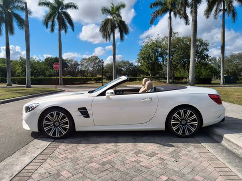 Used 2018 Mercedes-Benz SL 450 SL 450 Roadster 2D image 4