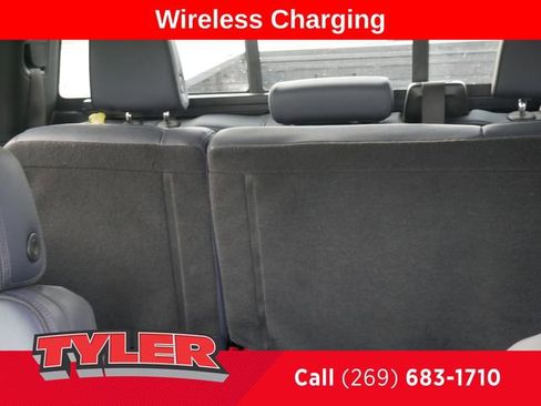 Used 2024 Chevrolet Silverado 2500 High Country w/ High Country Premium Package AWD/4WD image 45