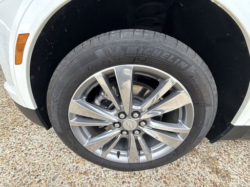 Certified 2025 Cadillac XT5 Premium Luxury image 33