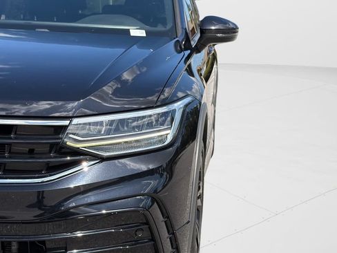 Used 2023 Volkswagen Tiguan SE R-Line FWD image 34