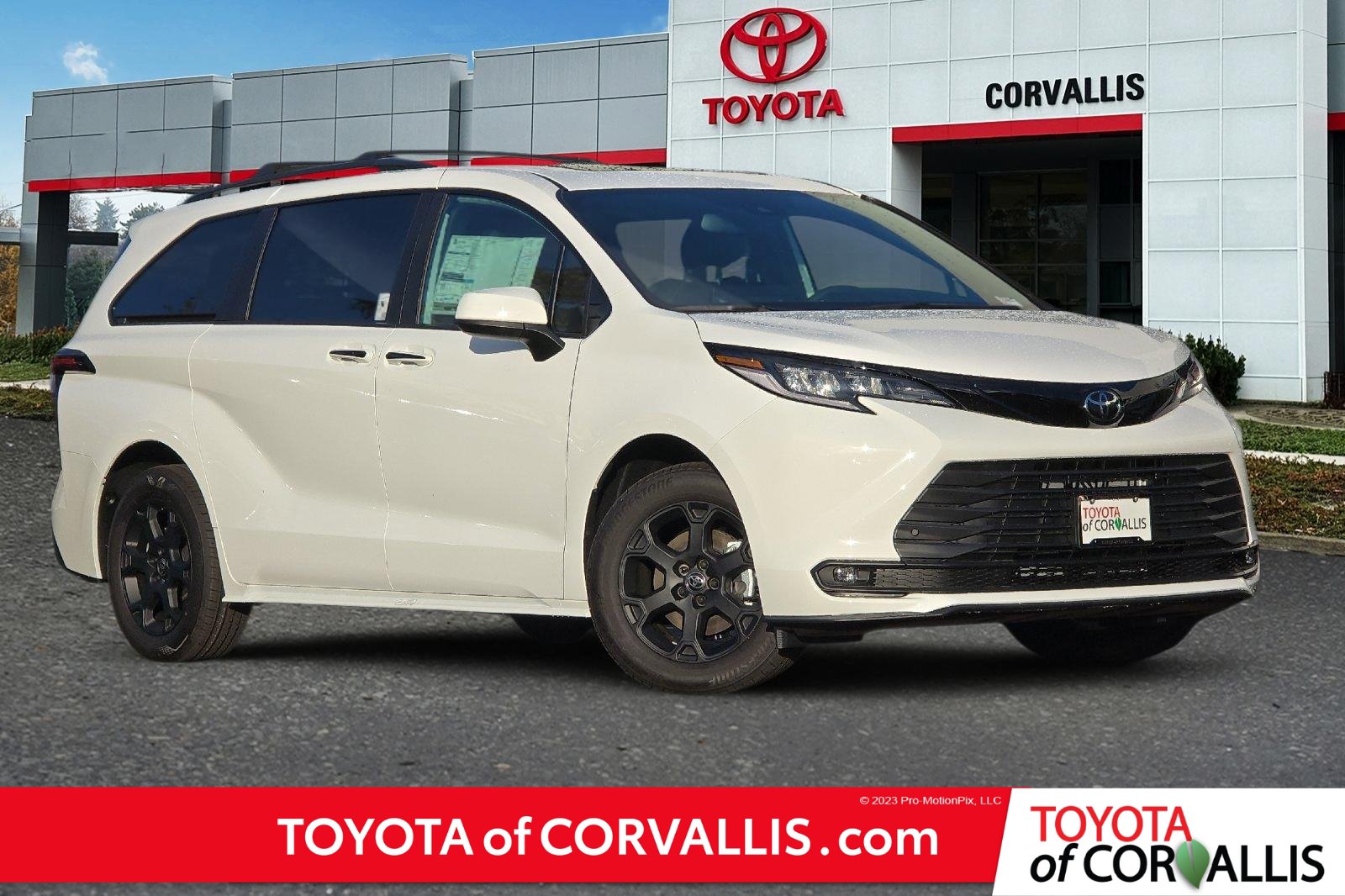 New 2026 Toyota Sienna XLE Woodland Edition AWD/4WD image 1