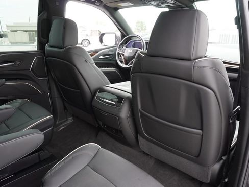 Certified 2024 Cadillac Escalade Premium Luxury w/ Performance Package AWD/4WD image 11