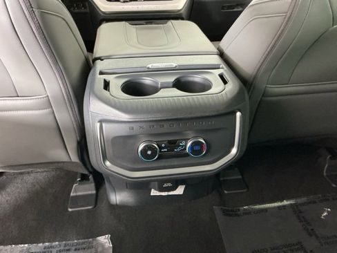 New 2025 Ford Expedition Max Active image 27