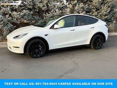 Used 2023 Tesla Model Y Long Range image 1