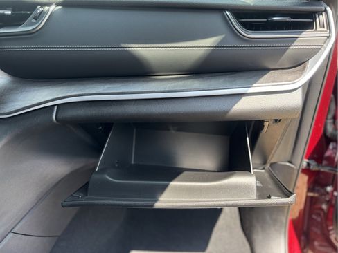 Used 2024 Jeep Grand Cherokee L Limited image 15