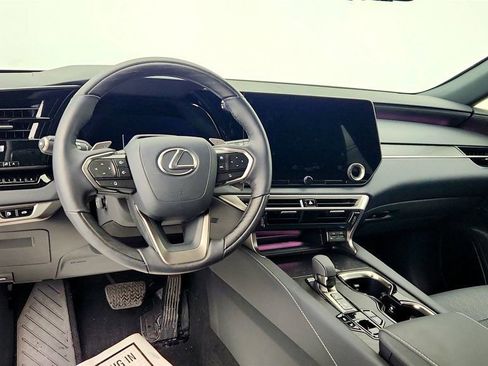 Used 2025 Lexus RX 450h AWD w/ Convenience Package image 13