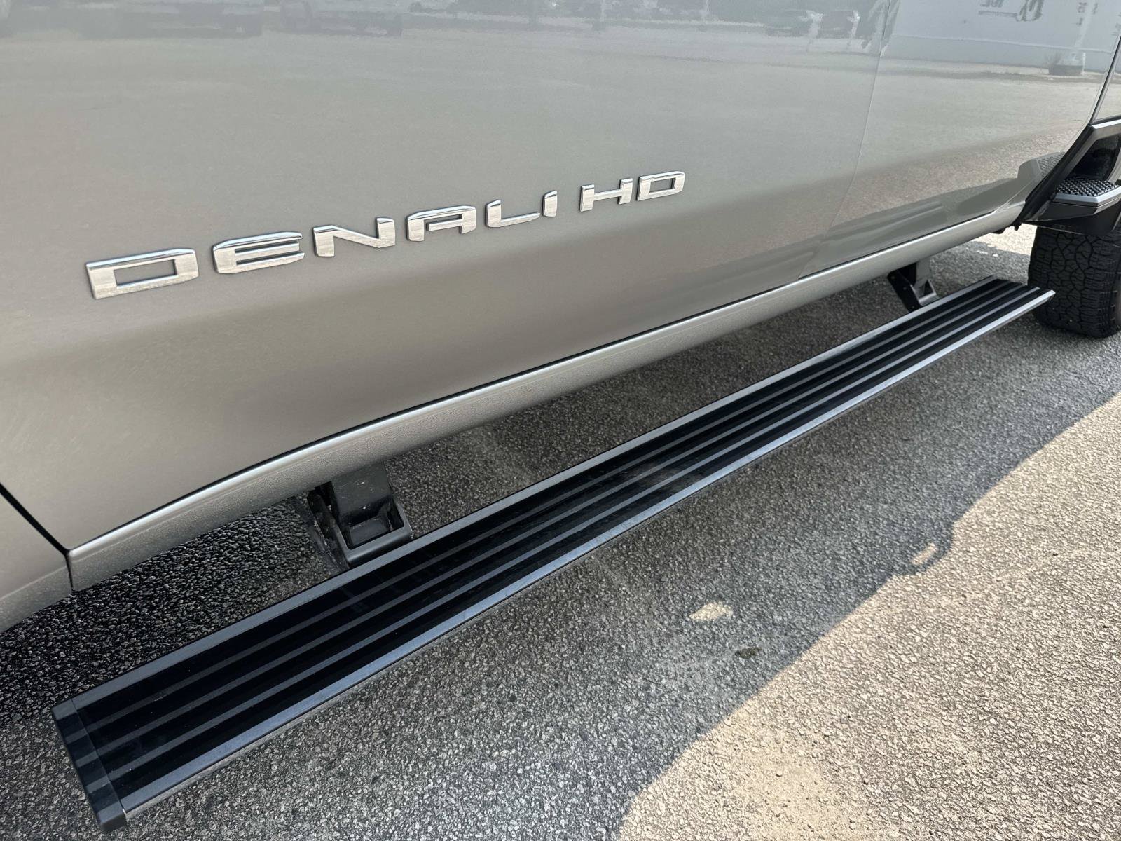 Used 2026 GMC Sierra 2500 Denali Ultimate w/ Max Trailering Package AWD/4WD image 12