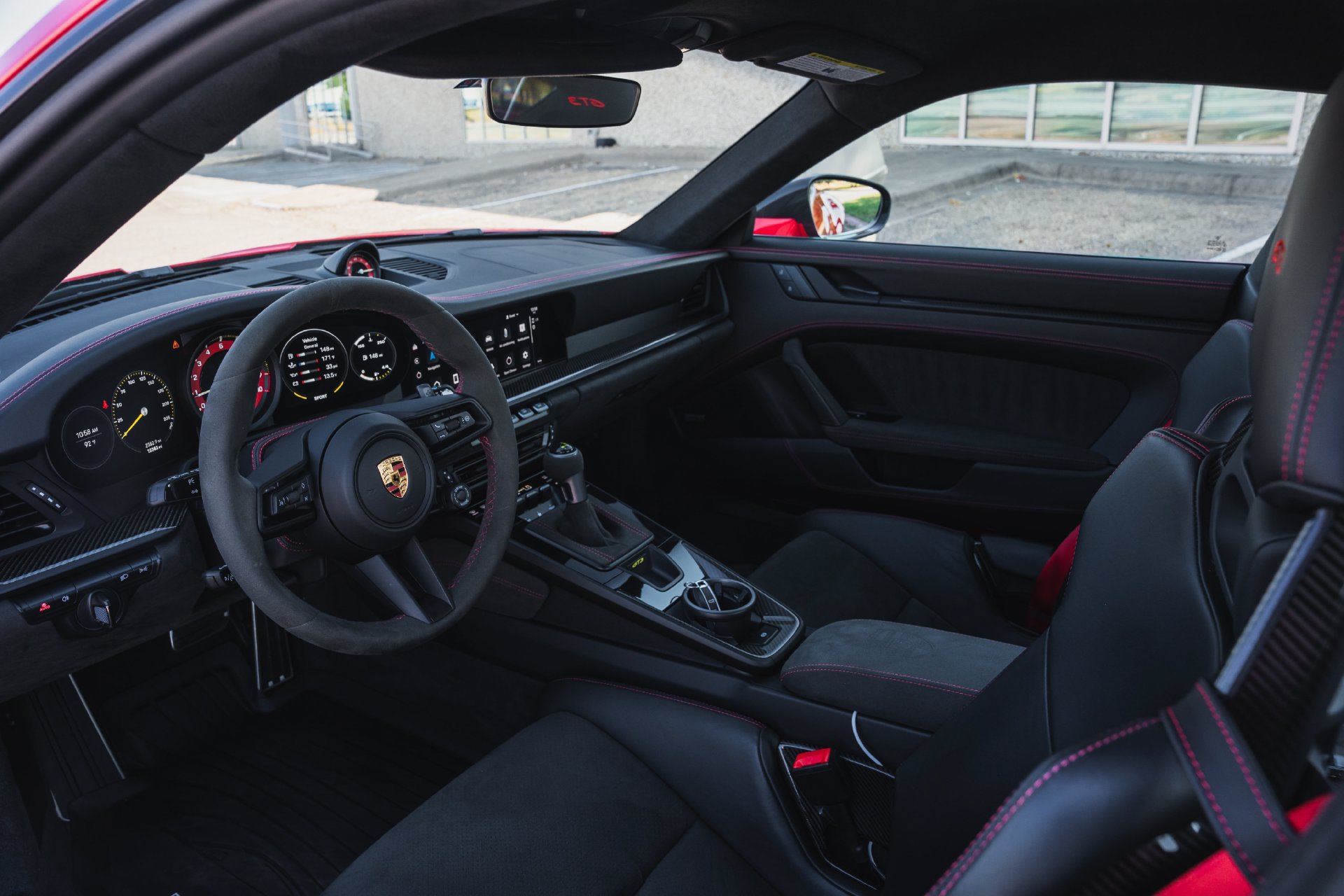 Used 2022 Porsche 911 GT3 RWD image 3