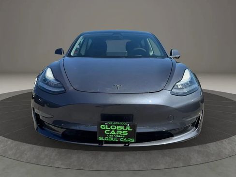 Used 2020 Tesla Model 3 Standard Range Plus RWD image 3