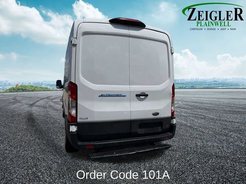 Used 2023 Ford E-Transit Medium Roof w/ Interior Upgrade Package RWD image 3