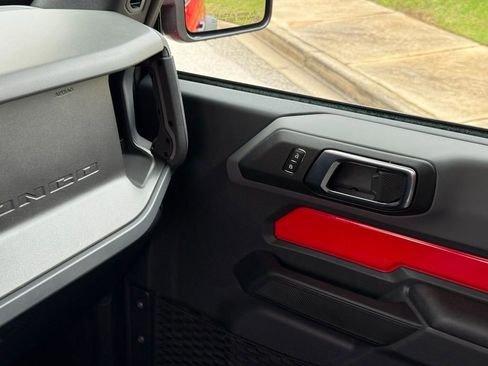 Used 2024 Ford Bronco Big Bend w/ Sasquatch Package image 42