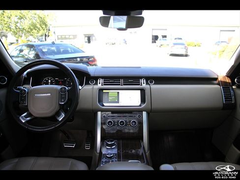 Used 2017 Land Rover Range Rover Long Wheelbase Supercharged image 33