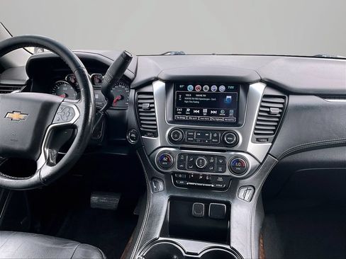 Used 2019 Chevrolet Tahoe LT AWD/4WD image 6