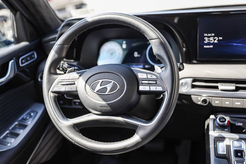 Certified 2025 Hyundai Palisade Calligraphy AWD/4WD image 15