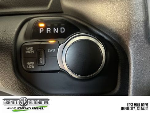 Used 2024 RAM 2500 Big Horn AWD/4WD image 26
