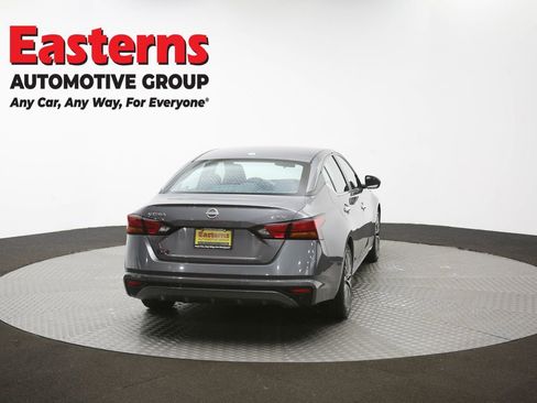 Used 2024 Nissan Altima 2.5 SV FWD image 38