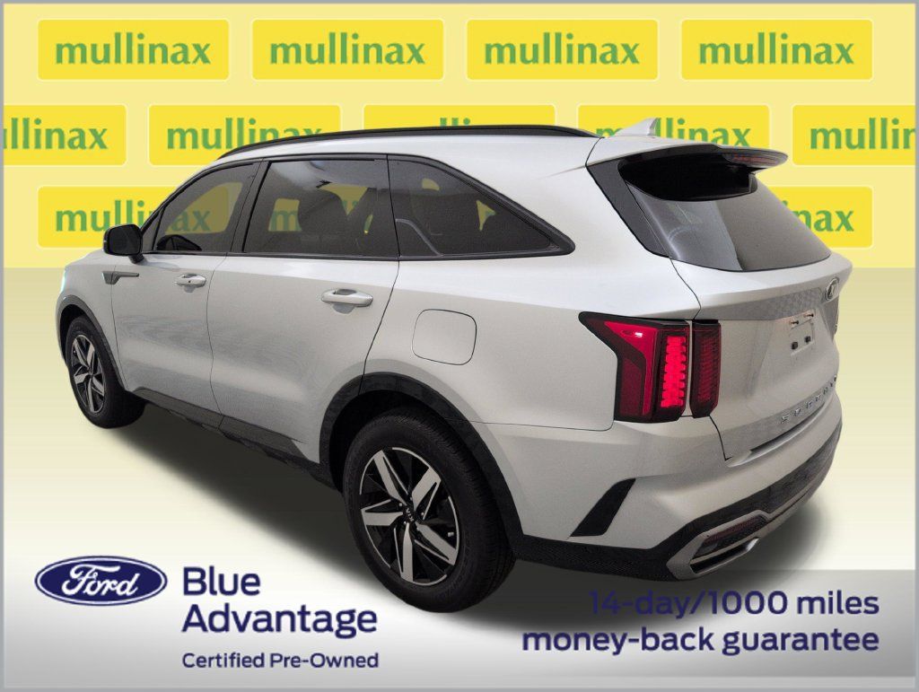 Used 2021 Kia Sorento S w/ Panoramic Sunroof Package FWD image 10
