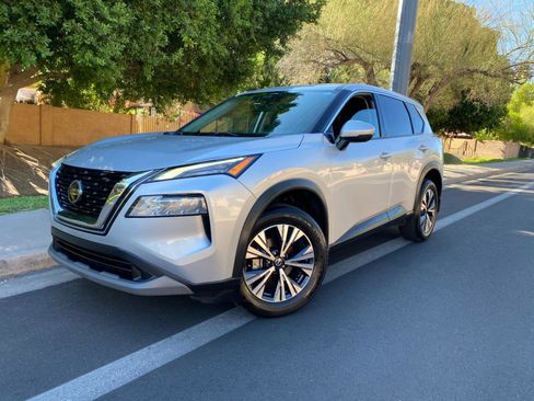 Used 2021 Nissan Rogue SV FWD image 70