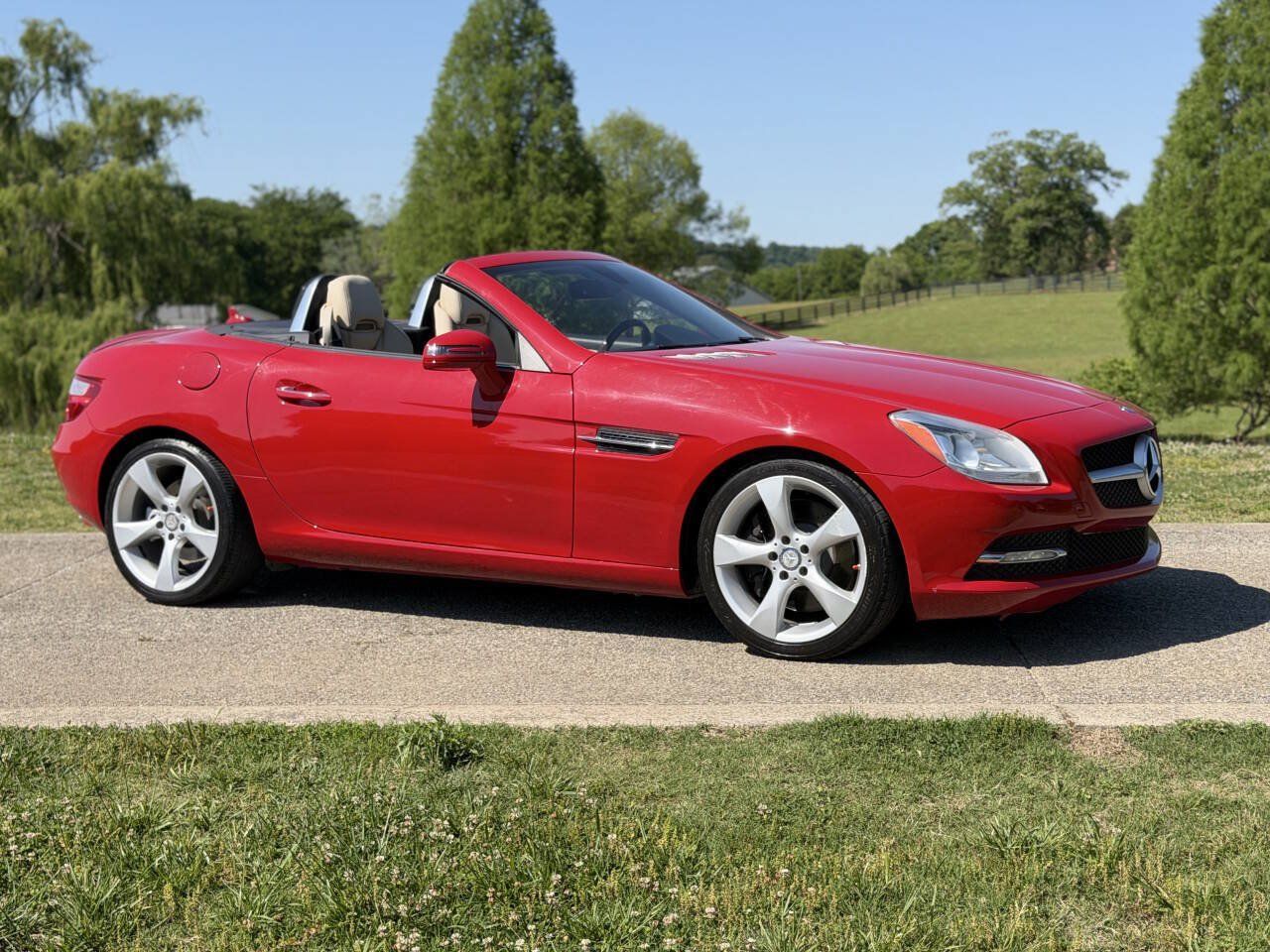 Used 2013 Mercedes-Benz SLK 350 image 6