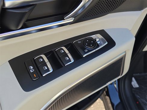 New 2025 Kia Telluride EX w/ EX Captain's Chair Package image 22