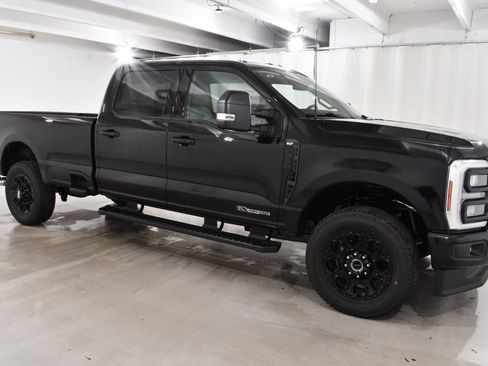 New 2026 Ford F350 XLT w/ XLT Premium Package AWD/4WD image 5