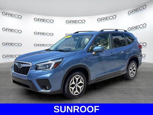 Used 2021 Subaru Forester Premium AWD/4WD image 3