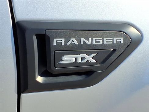 Used 2019 Ford Ranger XL w/ Equipment Group 101A Mid image 10