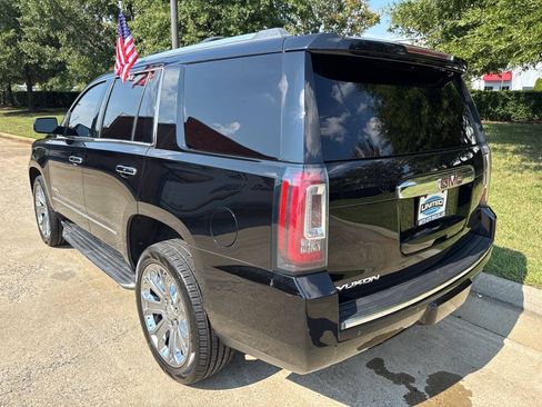 Used 2017 GMC Yukon Denali w/ Open Road Package AWD/4WD image 6