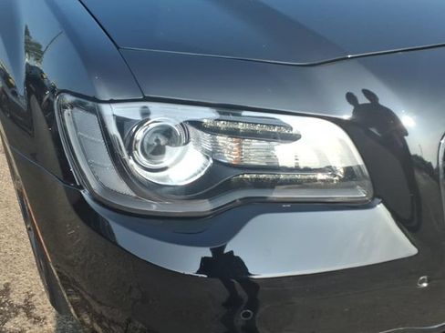 Certified 2023 Chrysler 300 S w/ Comfort Group RWD image 13
