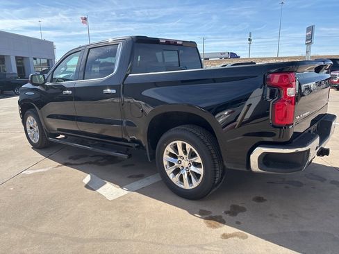 Used 2020 Chevrolet Silverado 1500 LTZ w/ LTZ Premium Package image 4