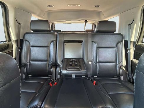 Used 2019 Chevrolet Tahoe LS AWD/4WD image 16