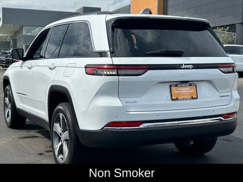 Used 2023 Jeep Grand Cherokee Limited w/ Trailer Tow Prep Group (B) AWD/4WD image 6