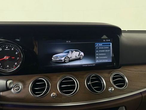 Used 2017 Mercedes-Benz E 300 E 300 image 27