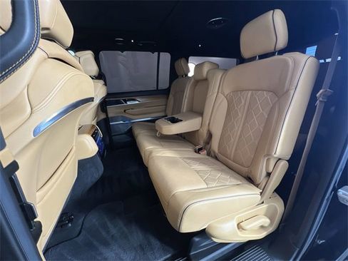 Used 2022 Jeep Grand Wagoneer Series III w/ Flexible Seating Group image 26