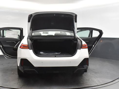 New 2026 BMW 530i 530i w/ M Sport Package image 51