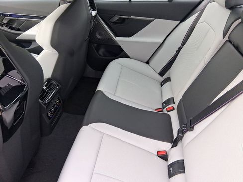 New 2026 BMW M5 w/ Executive Package image 28