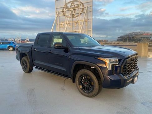 New 2025 Toyota Tundra Limited image 27
