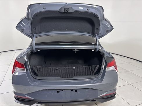 Used 2023 Hyundai Elantra SEL w/ Preferred Accessory Package image 23