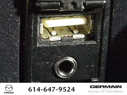 Used 2016 Toyota RAV4 LE image 33