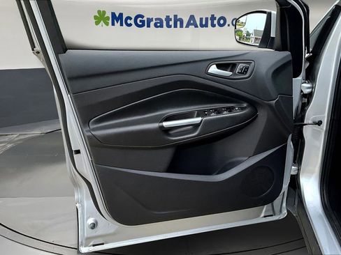 Used 2016 Ford Escape Titanium image 23