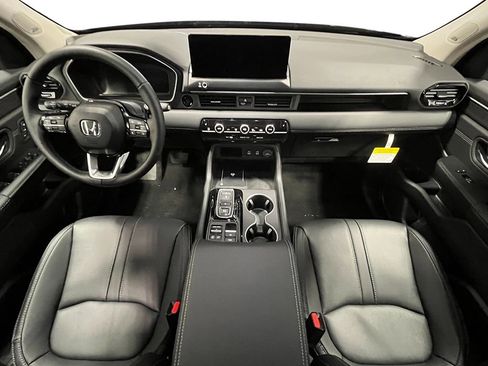 New 2026 Honda Pilot Touring image 17