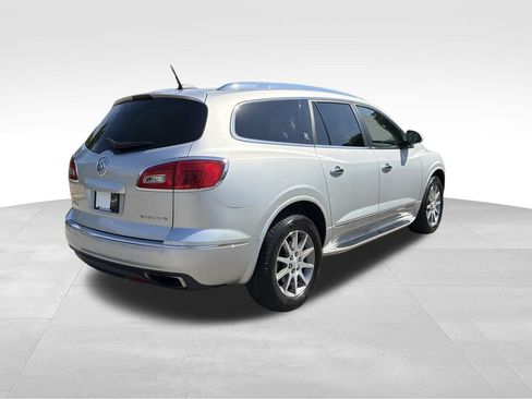 Used 2016 Buick Enclave Leather FWD image 3
