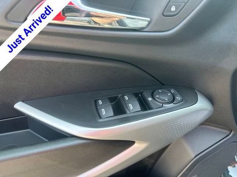 New 2026 Chevrolet Trax LS w/ LS Convenience Package FWD image 13