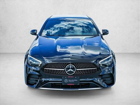 Used 2023 Mercedes-Benz E 350 4MATIC Sedan image 2