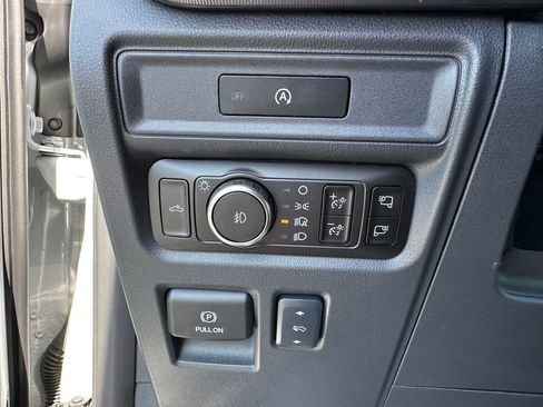 New 2025 Ford F150 Lariat w/ Equipment Group 501A Mid image 17