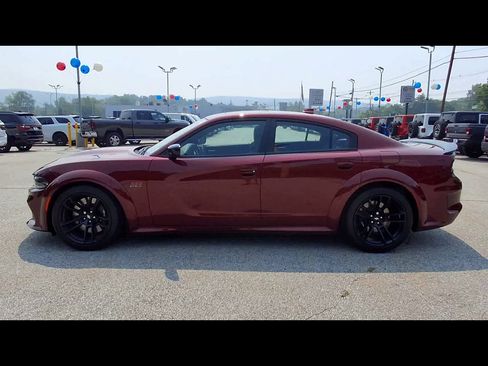 Used 2023 Dodge Charger Scat Pack RWD image 5
