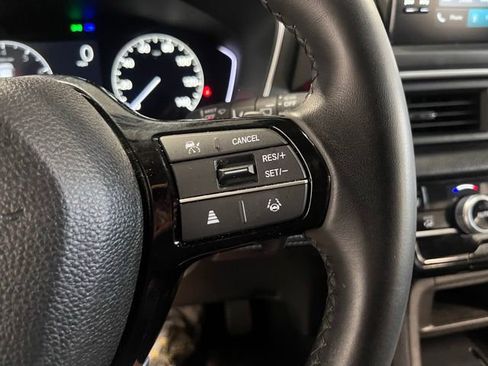 Used 2024 Honda Pilot EX-L image 27