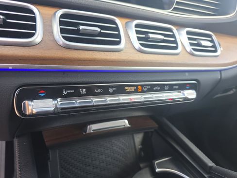 Certified 2025 Mercedes-Benz GLE 580 4MATIC image 26