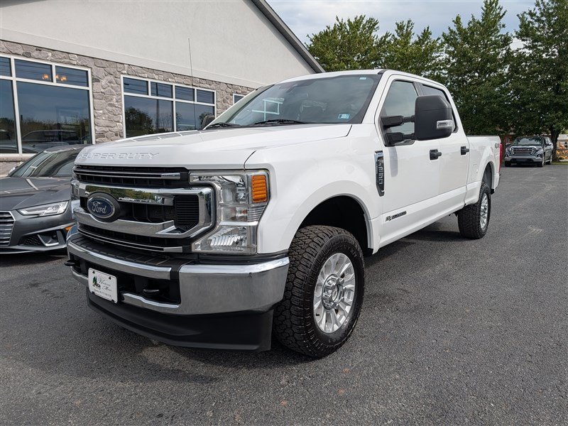 Used 2021 Ford F250 XLT AWD/4WD image 2